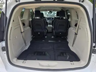 Chrysler Pacifica Híbrido enchufable 2024 Select 4dr Mini-Van