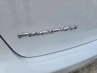 Chrysler Pacifica Híbrido enchufable 2024 Select 4dr Mini-Van