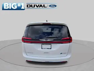 Chrysler Pacifica Híbrido enchufable 2024 Select 4dr Mini-Van