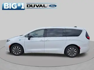 Chrysler Pacifica Híbrido enchufable 2024 Select 4dr Mini-Van