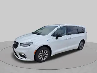 Chrysler Pacifica Híbrido enchufable 2024 Select 4dr Mini-Van
