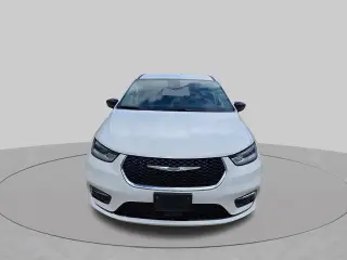 Chrysler Pacifica Híbrido enchufable 2024 Select 4dr Mini-Van