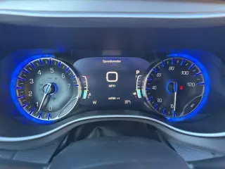 Chrysler Pacifica 2020 Touring L Plus 4dr Mini-Van