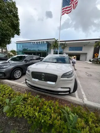 Lincoln Aviator 2024 Reserve 4dr SUV