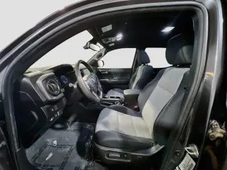 Toyota Tacoma 2021 4x4 SR V6 4dr Doble Cabina 5.0 ft SB