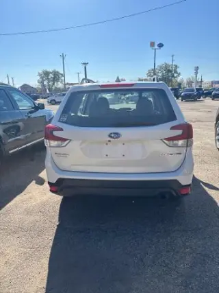 Subaru Forester 2019 Tracción en las cuatro ruedas Base 4dr Crossover