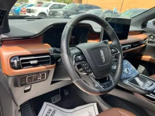 Lincoln Nautilus 2023 AWD Reserve 4dr SUV