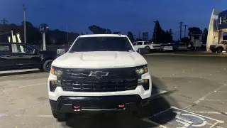 Chevrolet Silverado 1500 2022 4x4 Custom Trail Boss 4dr Crew Cab 5.8 ft. SB