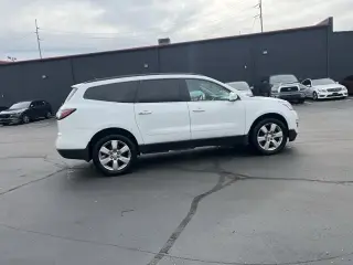 Chevrolet Traverse 2017 LT 4dr SUV w/1LT