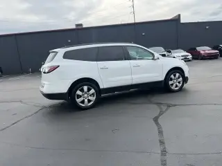 Chevrolet Traverse 2017 LT 4dr SUV w/1LT