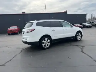 Chevrolet Traverse 2017 LT 4dr SUV w/1LT