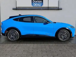 Ford Mustang Mach-E 2024 AWD Premium 4dr SUV