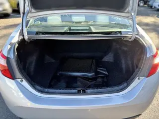 Toyota Corolla 2018 XLE Sedán 4 puertas