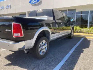 Ram 2500 2014 4x4 Laramie 4dr Mega Cab 6.3 ft. SB Pickup
