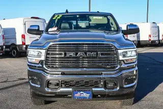 Ram 2500 2022 4x4 Laramie 4 puertas Crew Cab 6.3 ft. SB Pickup