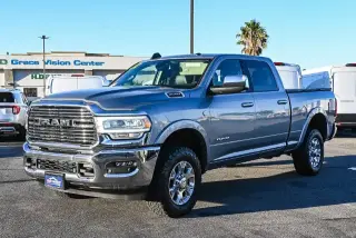 Ram 2500 2022 4x4 Laramie 4 puertas Crew Cab 6.3 ft. SB Pickup