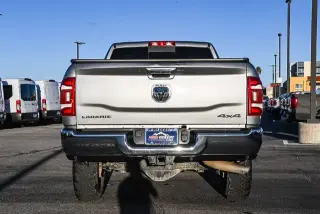 Ram 2500 2022 4x4 Laramie 4 puertas Crew Cab 6.3 ft. SB Pickup