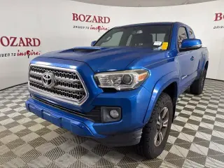 Toyota Tacoma 2017 4x2 TRD Sport 4 puertas Access Cab 6.1 pies LB