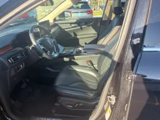 Lincoln Nautilus 2023 AWD Reserve 4dr SUV