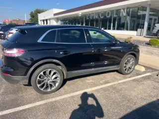 Lincoln Nautilus 2023 Reserve 4dr SUV