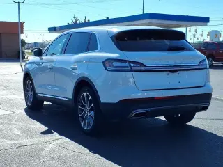 Lincoln Nautilus 2023 AWD Reserve 4dr SUV