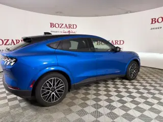 Ford Mustang Mach-E 2025 AWD Premium 4dr SUV
