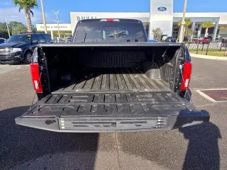 Ford F-150 2019 4x4 Lariat 4 puertas SuperCrew 5.5 pies SB