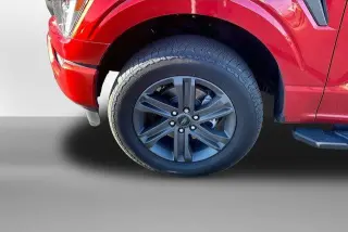 Ford F-150 2023 4x4 XLT 4dr SuperCrew 5.5 ft. SB