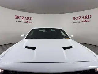 Dodge Challenger 2019 AWD SXT 2dr Coupe