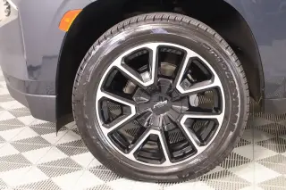 Chevrolet Suburban 2022 4x4 RST 4dr SUV