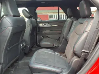 Ford Explorer 2025 AWD ST 4dr SUV