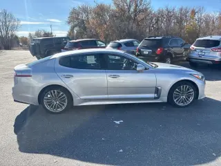 2018 Kia Stinger Base