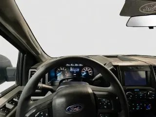 Ford F-150 2018 4x2 XL 4dr SuperCab 8 ft. LB