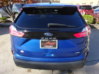 2021 Ford Edge SE AWD