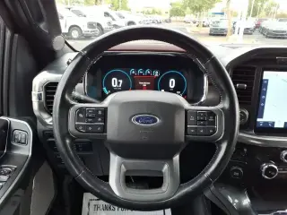 Ford F-150 2023 4x2 Lariat 4dr SuperCrew 5.5 ft SB
