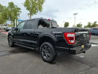Ford F-150 2023 4x2 Lariat 4dr SuperCrew 5.5 ft SB