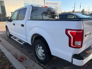 Ford F-150 2015 4x2 XL 4dr SuperCrew 5.5 ft. SB