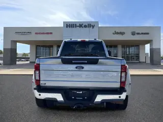 Ford F-350 Super Duty 2022 4x4 XLT Crew Cab 4 puertas, caja larga de 8 pies, camioneta