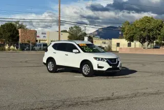 2018 Nissan Rogue FWD SV