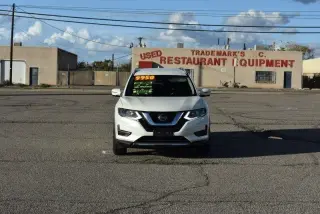 2018 Nissan Rogue FWD SV