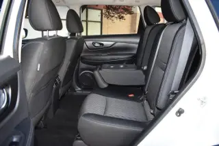 2018 Nissan Rogue FWD SV