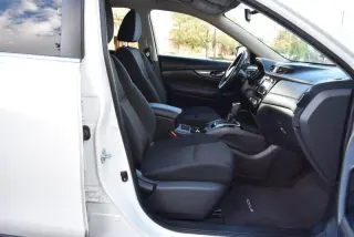 2018 Nissan Rogue FWD SV