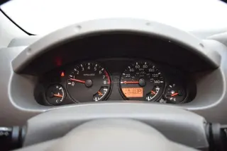 2019 Nissan Frontier Cabina de Crew 4x2 SV Automático