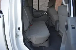 2019 Nissan Frontier Cabina de Crew 4x2 SV Automático