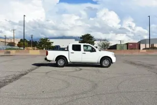 2016 Nissan Frontier 2WD Crew Cab SWB Manual S