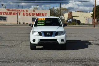 2016 Nissan Frontier 2WD Crew Cab SWB Manual S