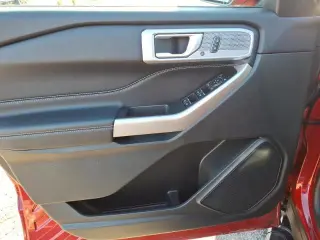 Ford Explorer 2024 AWD XLT 4dr SUV