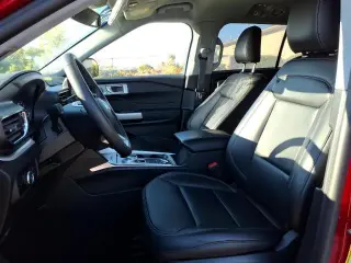 Ford Explorer 2024 AWD XLT 4dr SUV