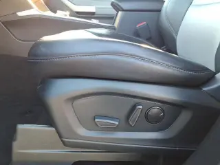 Ford Explorer 2023 AWD XLT 4dr SUV