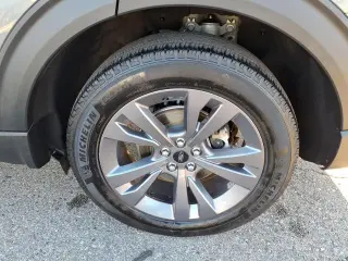 Ford Explorer 2023 AWD XLT 4dr SUV